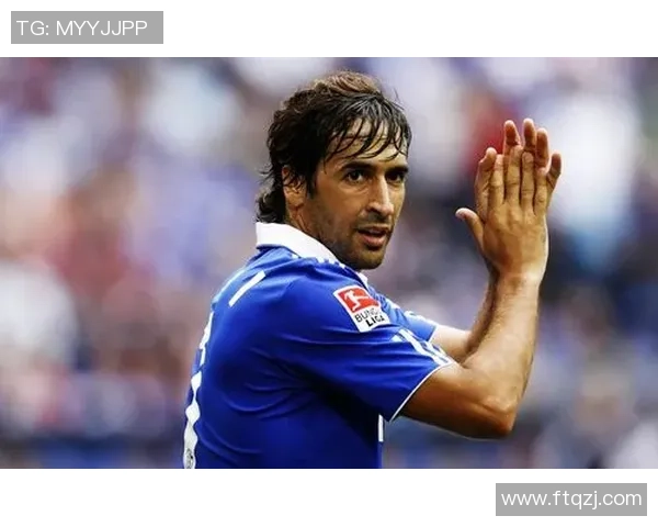 足球明星精彩瞬间大汇集精美展示框图片欣赏与分享